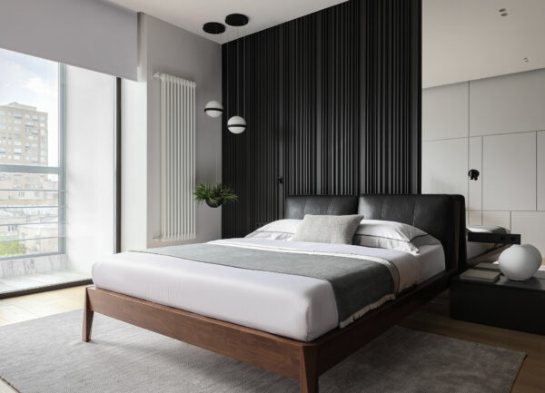 black-and-white-bedroom-design-600x433
