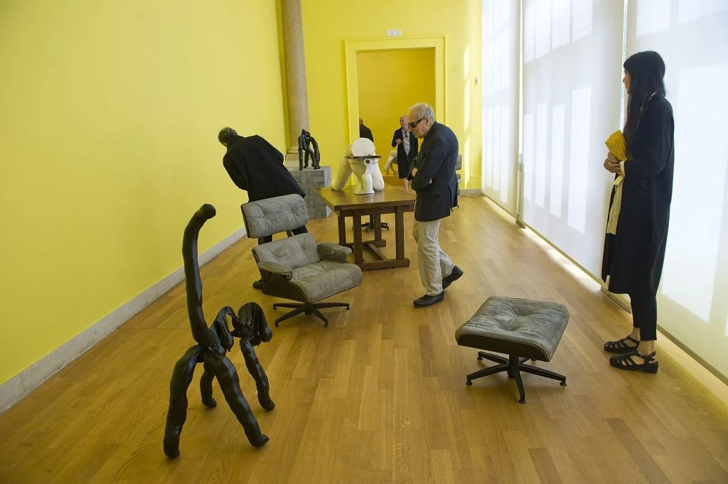 sarah-lucas-venice-biennale-british-pavilion-2015-1024x681